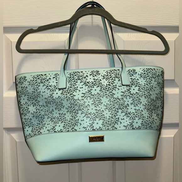 EUC Kate Spade Large Tote - Picture 1 of 6